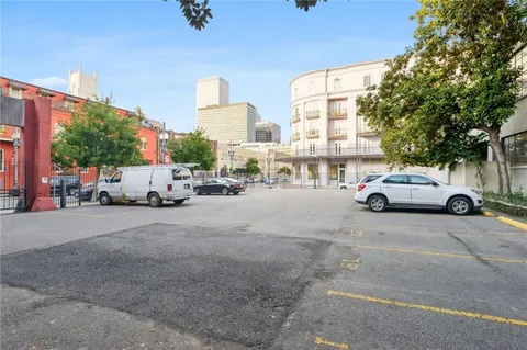 $285,000 | 760 Magazine Street, Unit 214, New Orleans, LA 70130