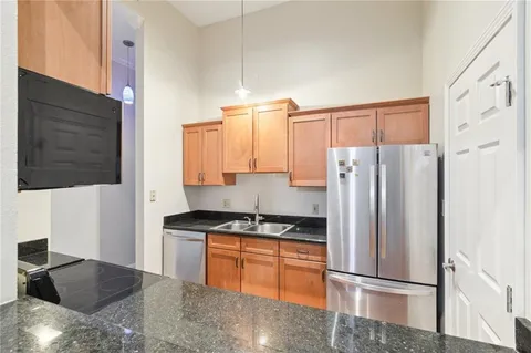 $285,000 | 760 Magazine Street, Unit 214, New Orleans, LA 70130