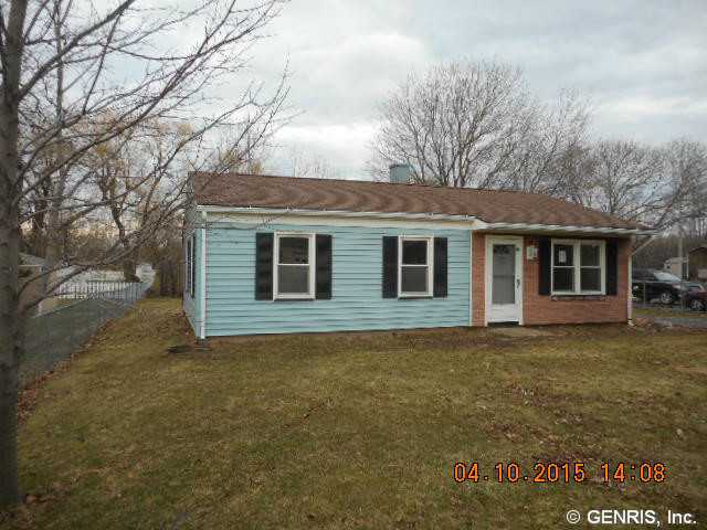 35 Cayuga Road Canandaigua City, NY 14424 - Photo 1 of 1 Exterior Front
