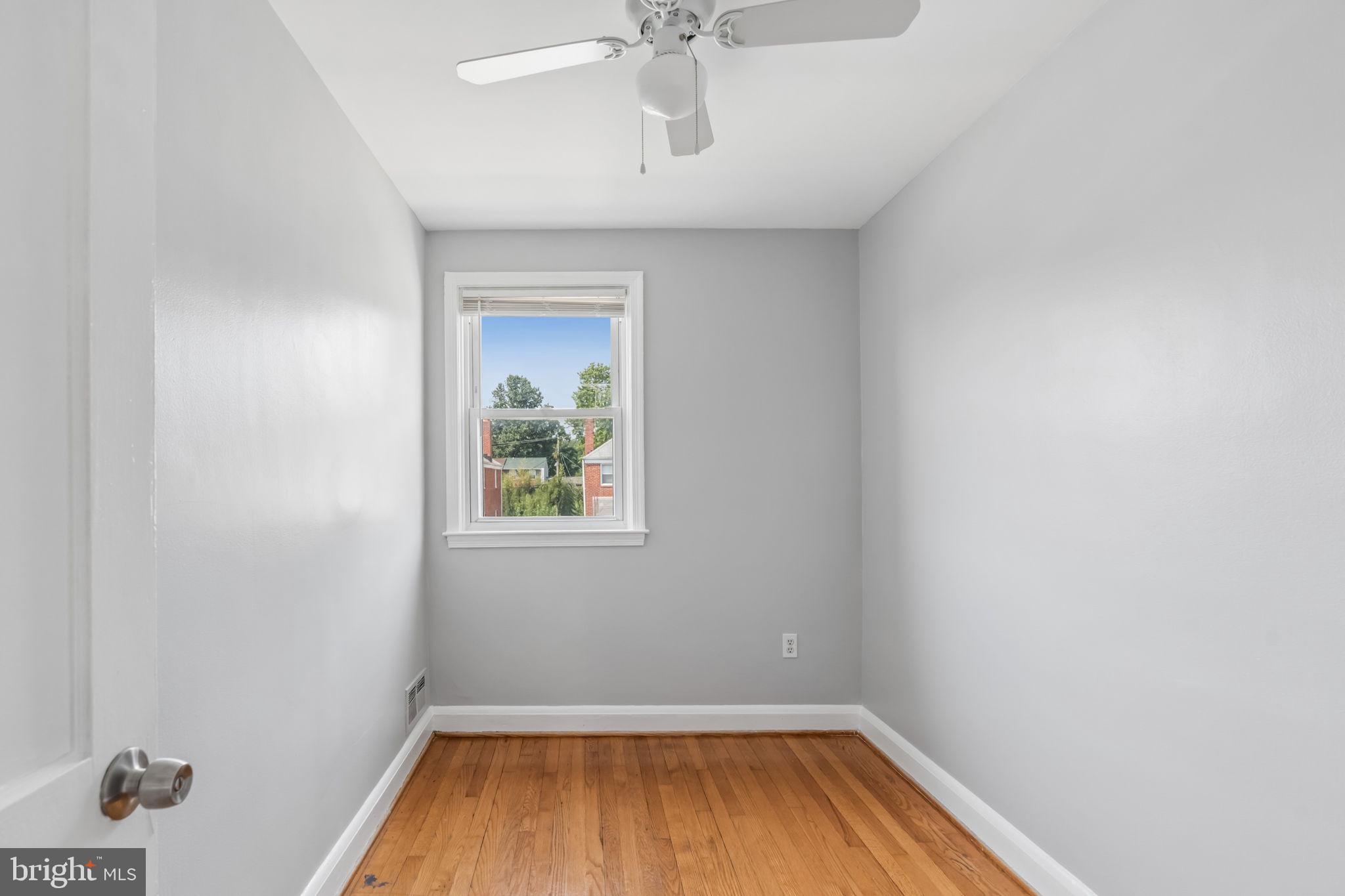 355 Grovethorn Road Middle River, MD 21220 - Photo 20 of 28