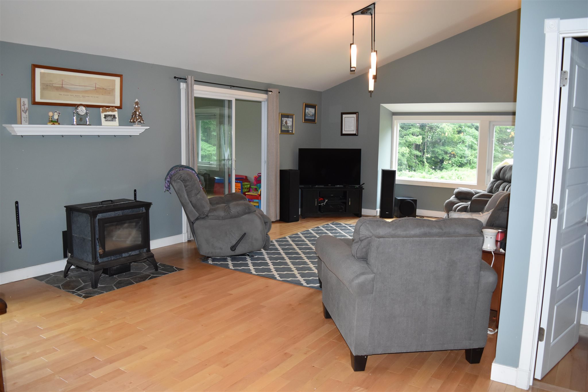 216 Beaver Pond Road Waterbury, VT 05677 - Photo 5 of 25 Gallery Image 5