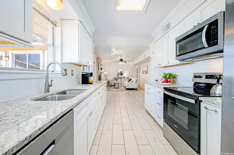 $329,999 | 5801 Windvale Drive, Windcrest, TX 78239