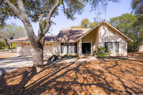 $329,999 | 5801 Windvale Drive, Windcrest, TX 78239