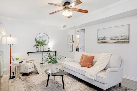 $329,999 | 5801 Windvale Drive, Windcrest, TX 78239