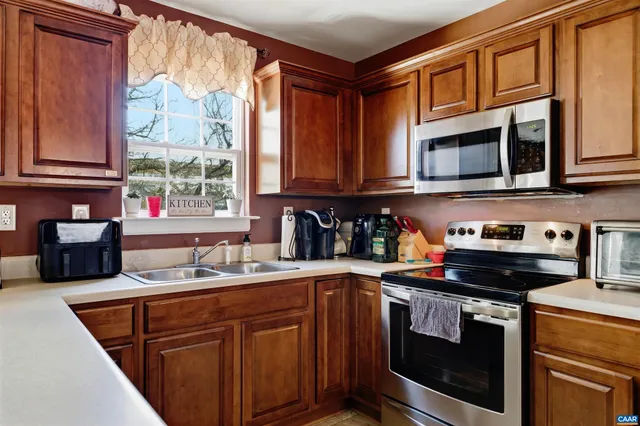 $459,000 | 101 Countryside Drive, Louisa, VA 23093