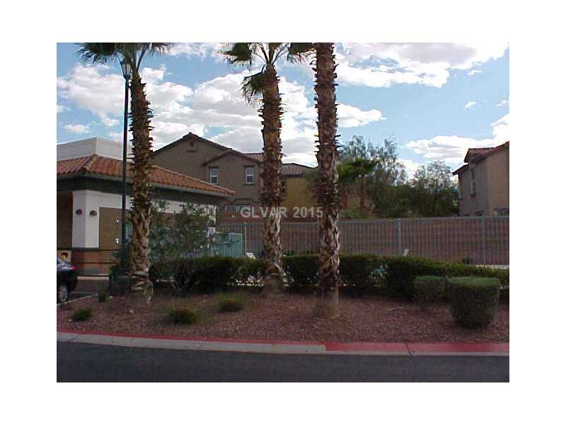 1156 Paradise Home Road Henderson, NV 89002 - Photo 26 of 31 Property Photo. CLUBHOUSE & POOL