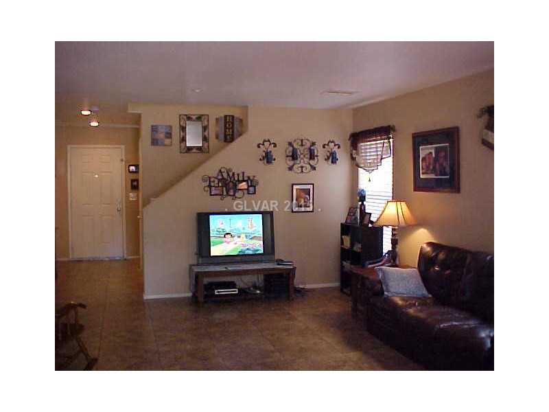 1156 Paradise Home Road Henderson, NV 89002 - Photo 8 of 31 Property Photo. ANOTHER VIEW OF THE FAMILY/GREATROOM AREA.
