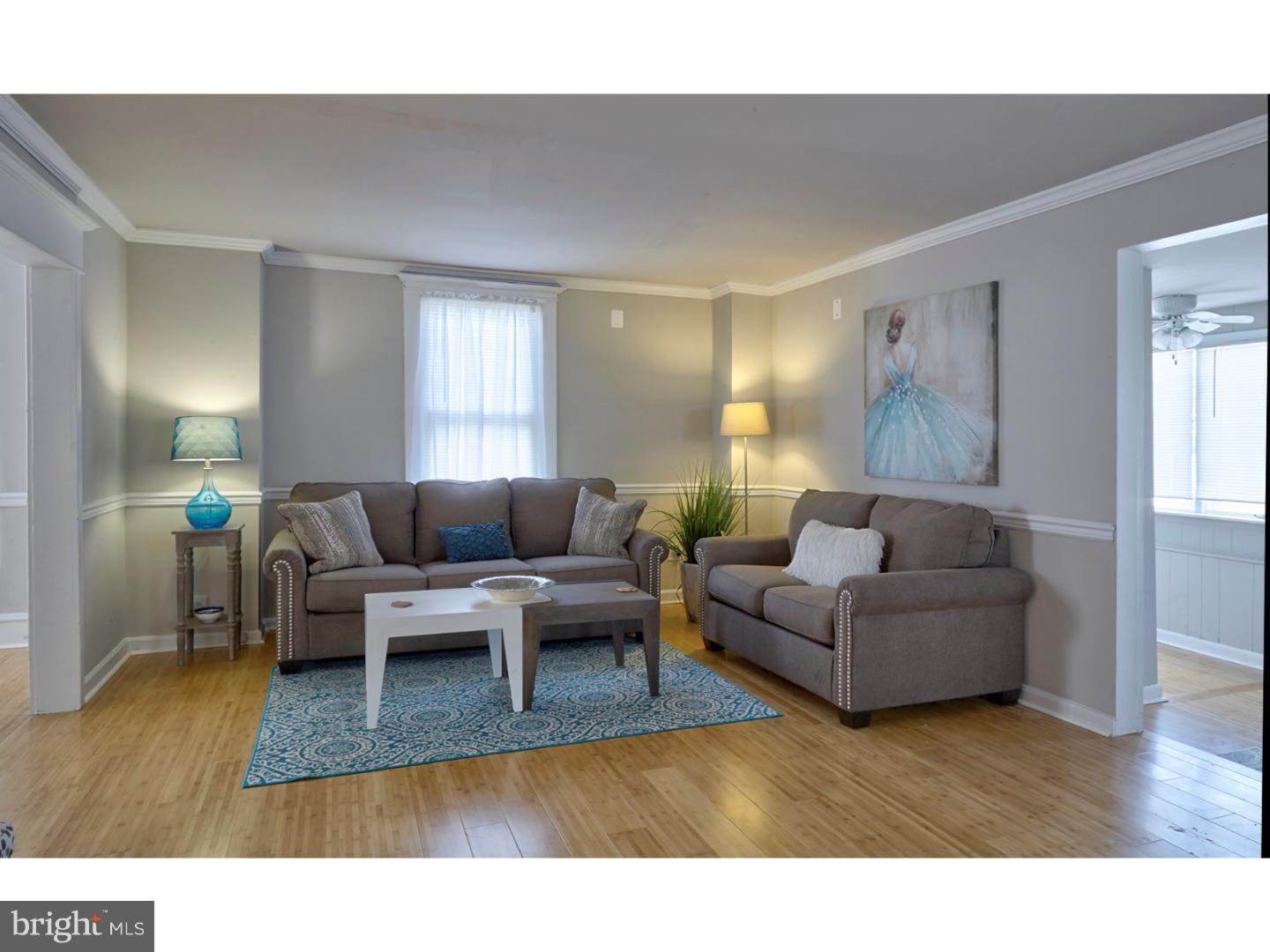 228 South Fellowship Road Maple Shade, NJ 08052 - Photo 2 of 25 Living Room
