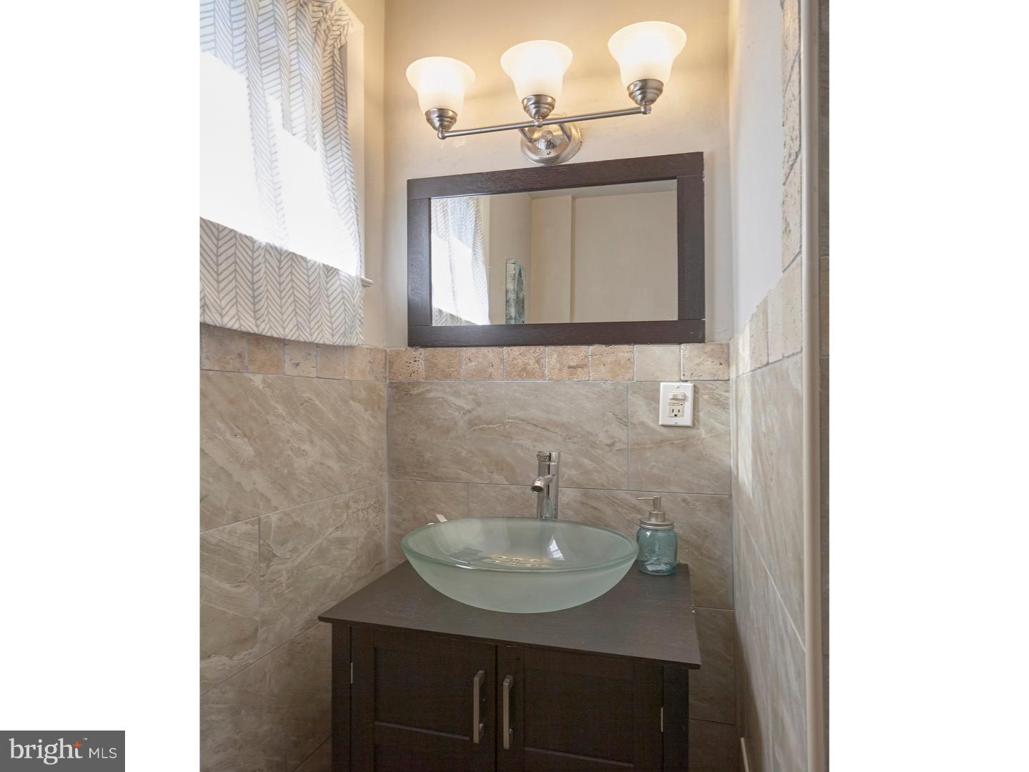 228 South Fellowship Road Maple Shade, NJ 08052 - Photo 11 of 25 Bathroom