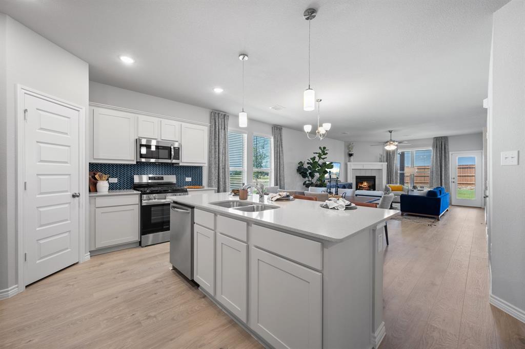 1808 Apache Circle Cleburne, TX 76033 - Photo 7 of 30