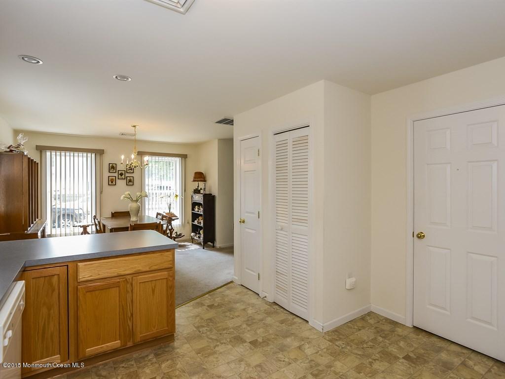 323 Durand Road Neptune Township, NJ 07753 - Photo 16 of 26 015_Kitchen
