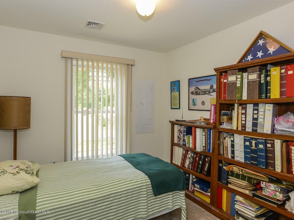 323 Durand Road Neptune Township, NJ 07753 - Photo 20 of 26 020_Bedroom