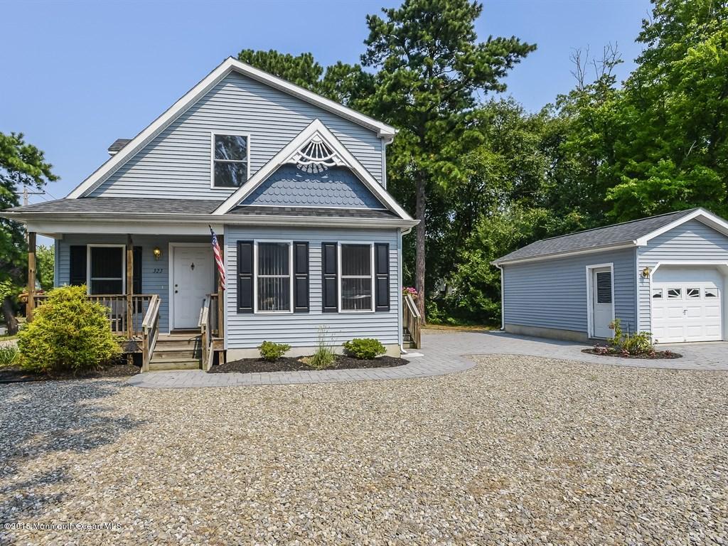 323 Durand Road Neptune Township, NJ 07753 - Photo 4 of 26 003_Front