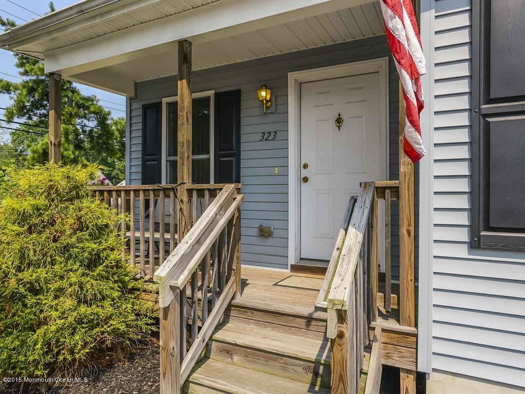 323 Durand Road Neptune Township, NJ 07753 - Photo 7 of 26 006_Front Porch