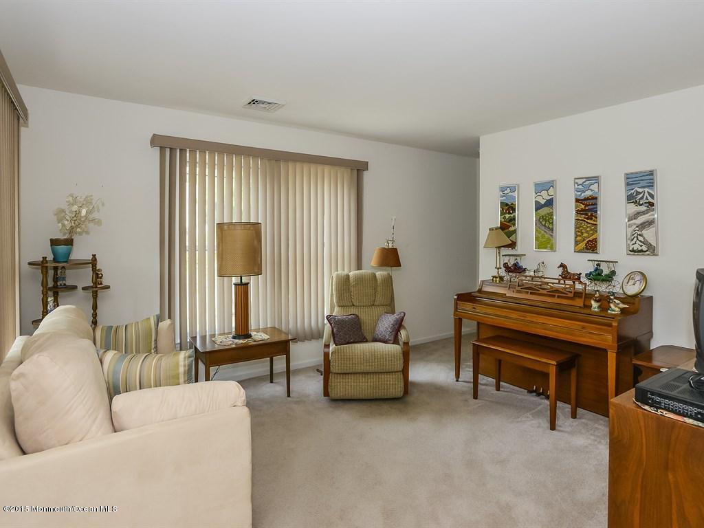 323 Durand Road Neptune Township, NJ 07753 - Photo 10 of 26 009_Living Room