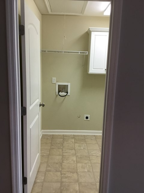 450 Strutter Trail Aiken, SC 29801 - Photo 11 of 17 Laundry Room