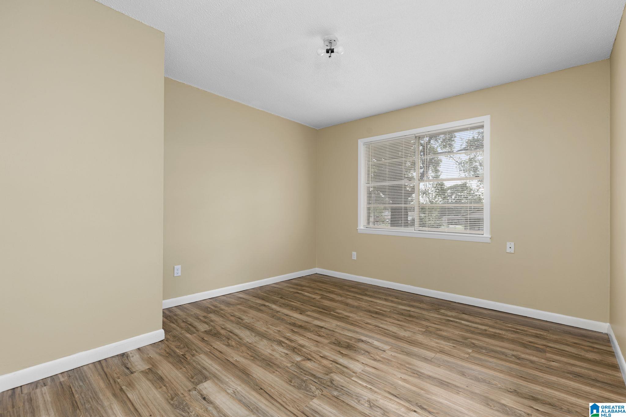 302 12th Avenue Northwest Decatur, AL 35601 - Photo 16 of 24 Gallery Image 16