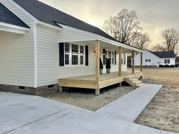 $290,000 | 1279 Center Hill Highway, Hertford, NC 27944