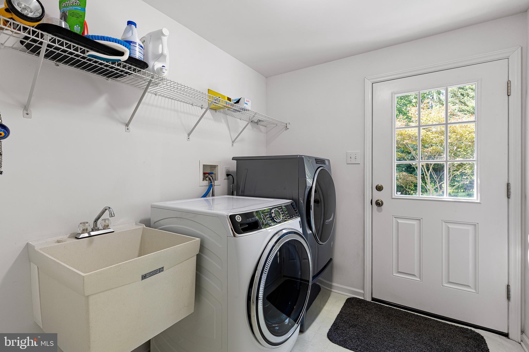 209 Dangina Drive Landenberg, PA 19350 - Photo 18 of 48 Laundry Room