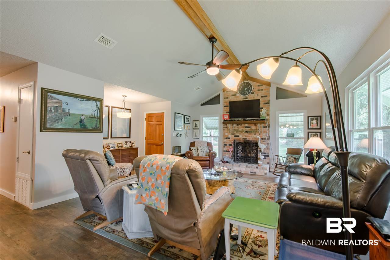 10705 County Road 83 Elberta, AL 36530 - Photo 13 of 38