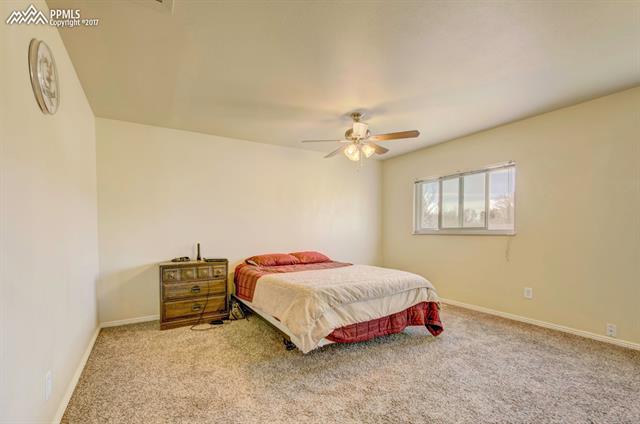 1725 Winnebago Road Colorado Springs, CO 80915 - Photo 10 of 16