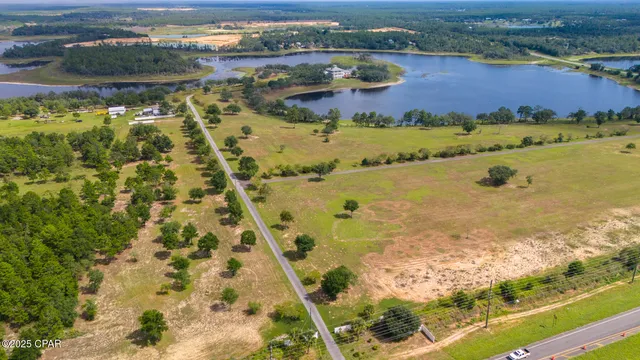$2,000,000 | 15702 Highway 77, Southport, FL 32409