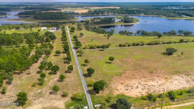 $2,000,000 | 15702 Highway 77, Southport, FL 32409