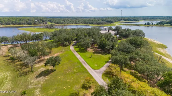 $1,800,000 | 15702 Highway 77, Southport, FL 32409