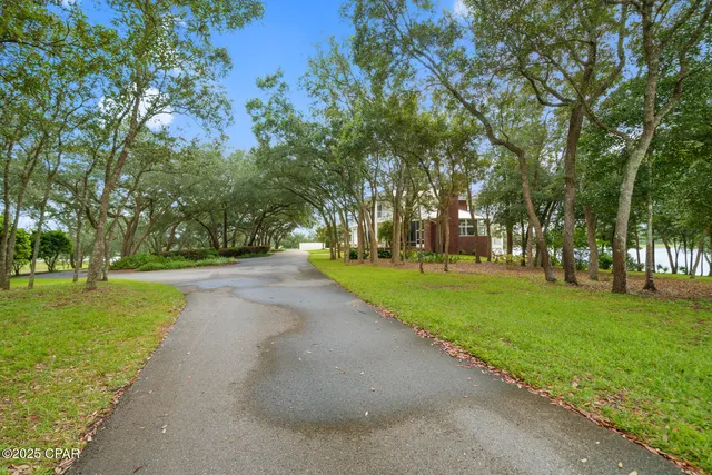 $2,000,000 | 15702 Highway 77, Southport, FL 32409