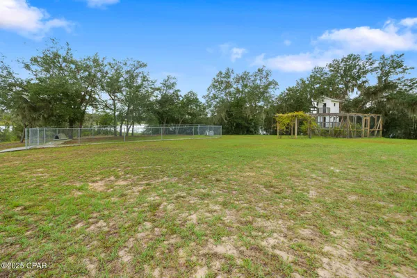 $1,800,000 | 15702 Highway 77, Southport, FL 32409