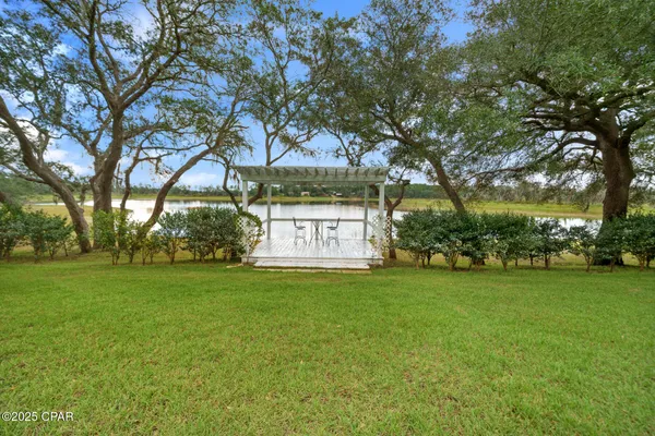 $1,800,000 | 15702 Highway 77, Southport, FL 32409