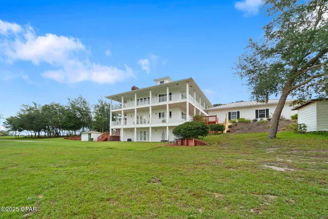 $2,000,000 | 15702 Highway 77, Southport, FL 32409