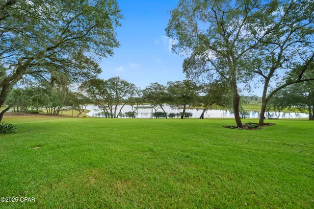 $2,000,000 | 15702 Highway 77, Southport, FL 32409