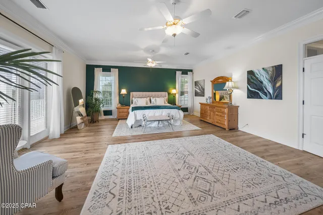 $2,000,000 | 15702 Highway 77, Southport, FL 32409