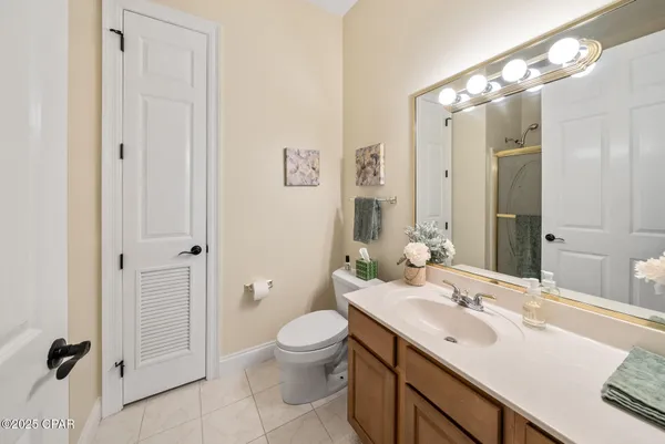 $1,800,000 | 15702 Highway 77, Southport, FL 32409