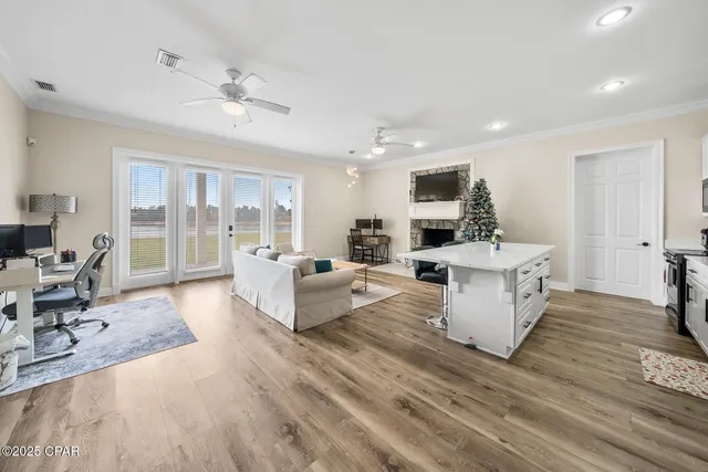 $2,000,000 | 15702 Highway 77, Southport, FL 32409