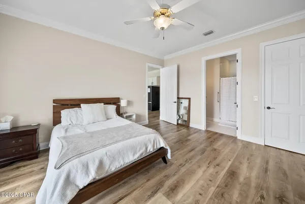 $1,800,000 | 15702 Highway 77, Southport, FL 32409