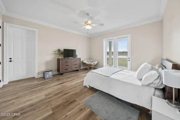 $1,800,000 | 15702 Highway 77, Southport, FL 32409