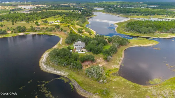 $1,800,000 | 15702 Highway 77, Southport, FL 32409