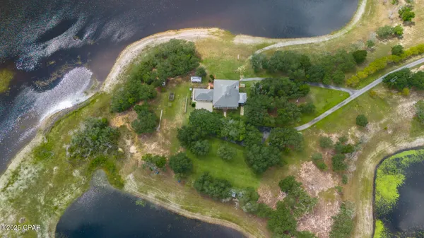 $1,800,000 | 15702 Highway 77, Southport, FL 32409