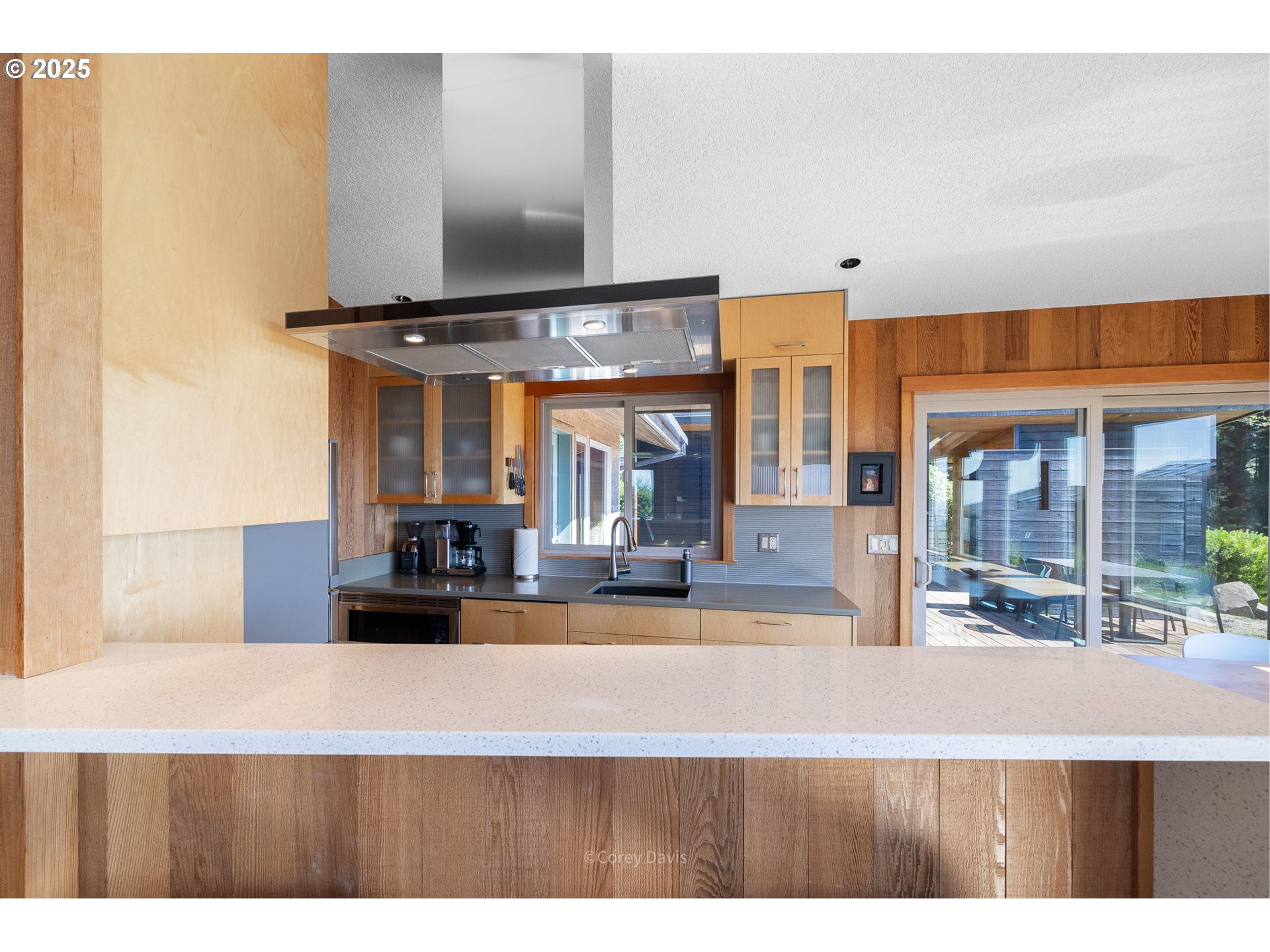 8455 San Dune Road Nehalem, OR 97131 - Photo 15 of 48 a view of living room with furniture