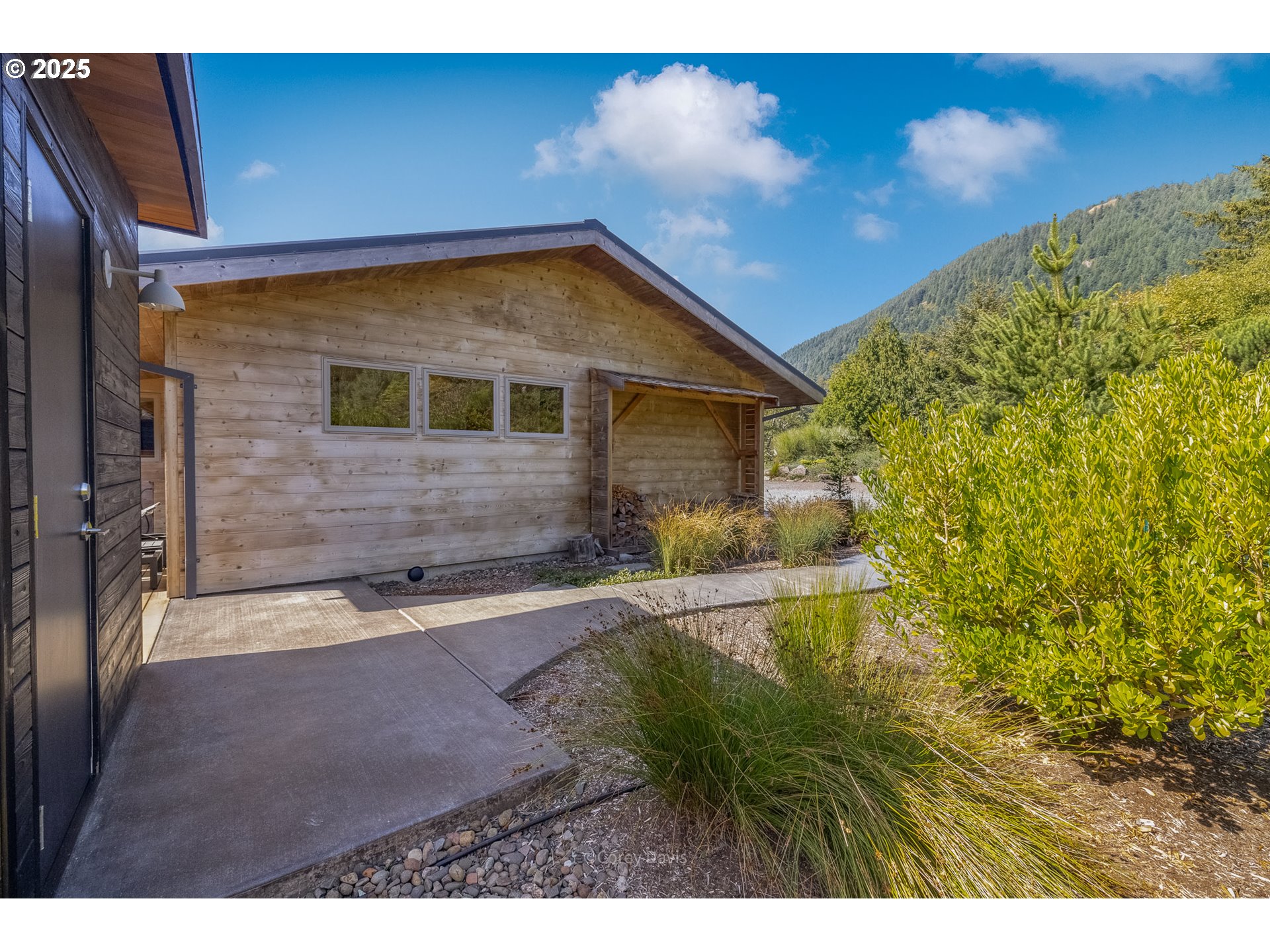 8455 San Dune Road Nehalem, OR 97131 - Photo 46 of 48 a view of backyard of the house