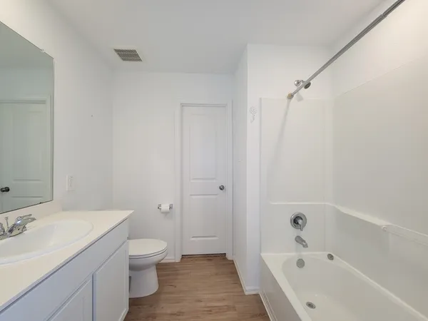 $1,800 | 314 Hbr Bnd Court, Willis, TX 77378