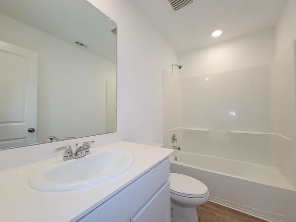 $1,800 | 314 Hbr Bnd Court, Willis, TX 77378