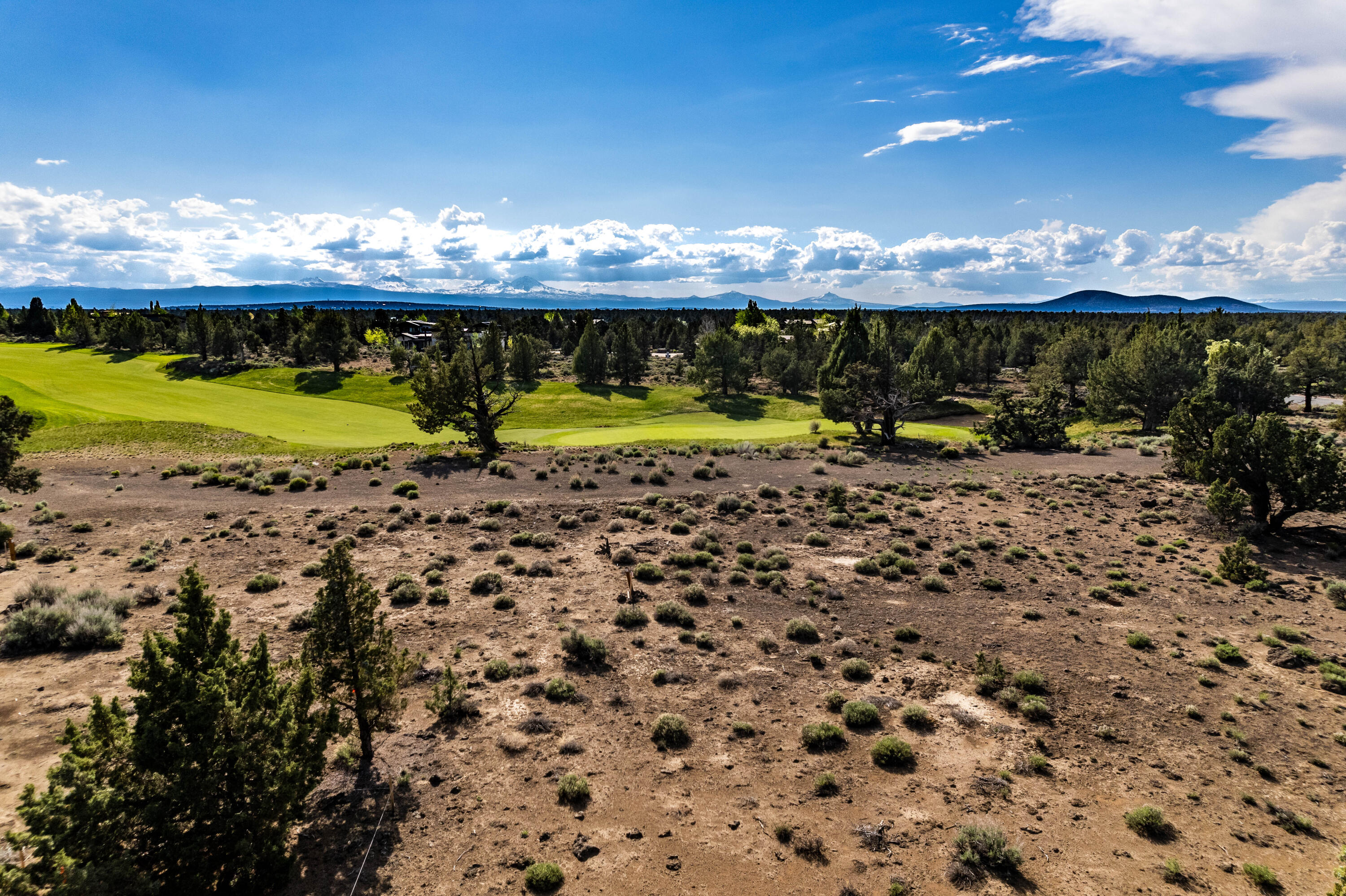 22933 Canyon View Loop, Unit LOT 186 Bend, OR 97701 - Photo 10 of 28 10.Pronghorn Lot 186-25