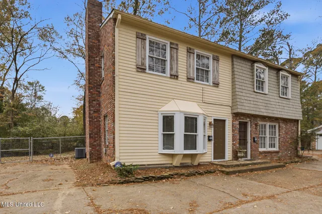 $155,000 | 1817 Meadowbrook Road, Jackson, MS 39211