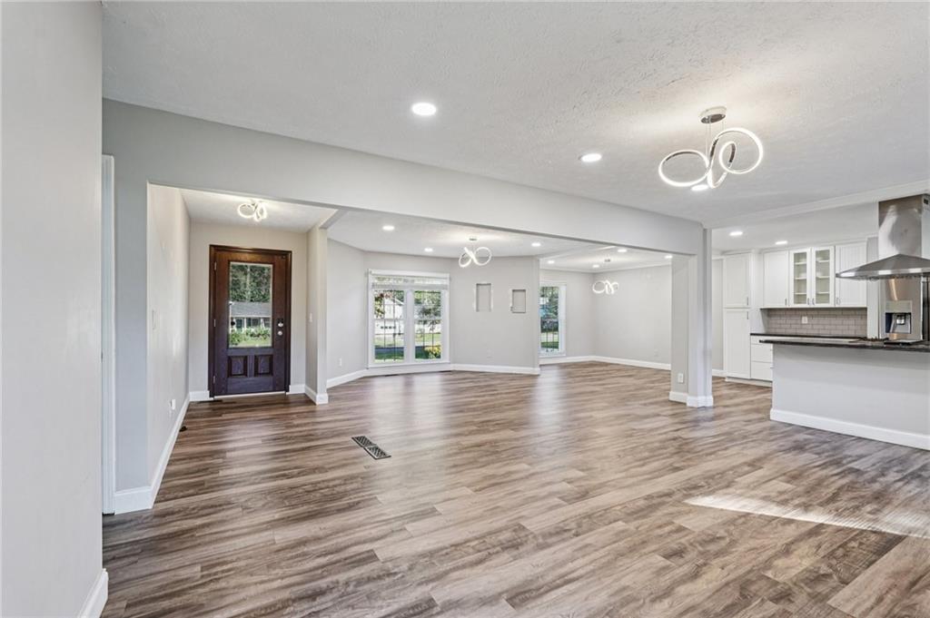 4413 Inlet Road Marietta, GA 30066 - Photo 7 of 56