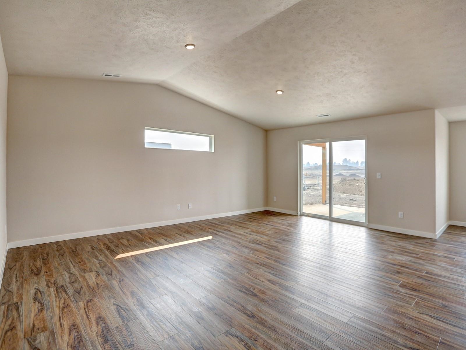 10424 West Lingonberry Road Cheney, WA 99004 - Photo 6 of 28 Gallery Image 6