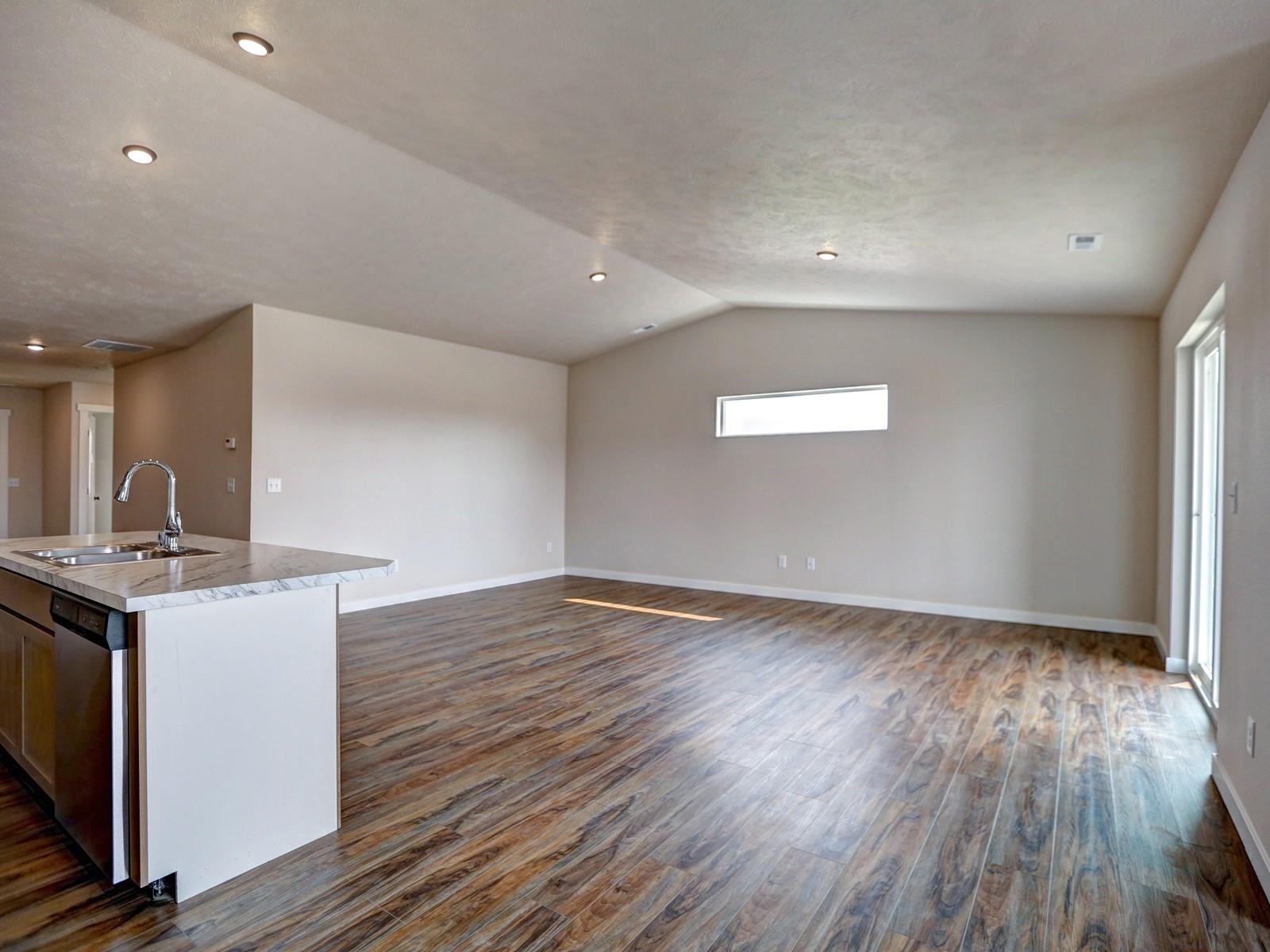 10424 West Lingonberry Road Cheney, WA 99004 - Photo 8 of 28 Gallery Image 8
