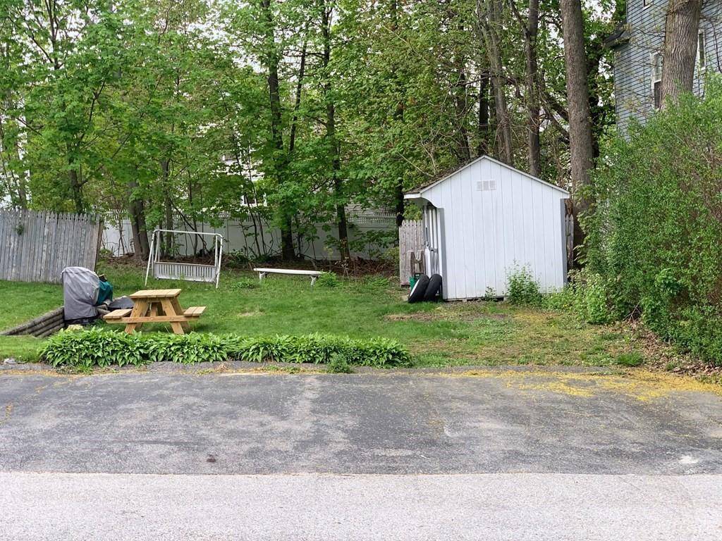 5 Carlstad Street Worcester, MA 01607 - Photo 5 of 13